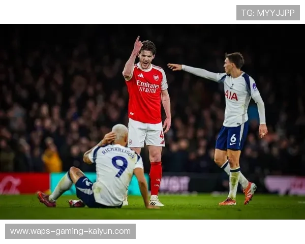 萨卡低平球传中变成制胜球阿森纳庆祝