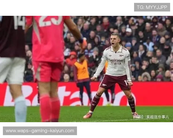 阿森纳在禁区制造多次威胁，中前场配合成制胜关键